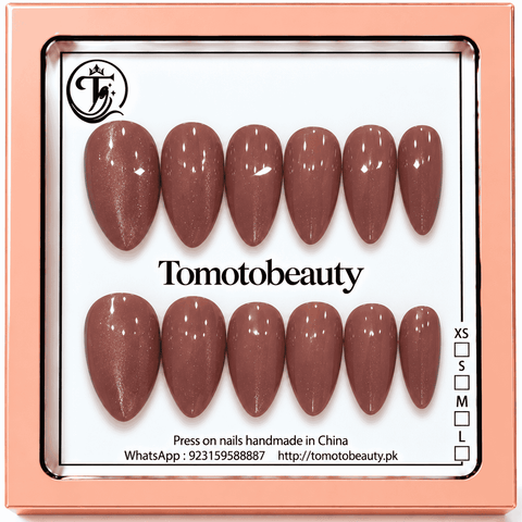 Tomoto Beauty B042: Soft rosy-brown almond press-on nails with delicate fine shimmer and a glossy finish. Chic and wearable.